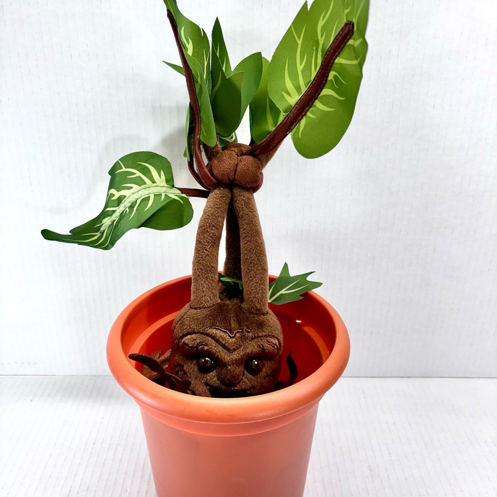 The Noble Collection Harry Potter Electronic Plush Mandrake…